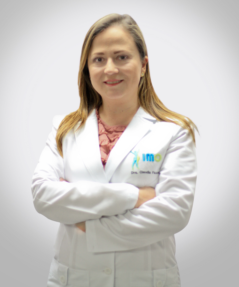 Dra. Claudia Fazzolari- IMOBariátrica.jpg